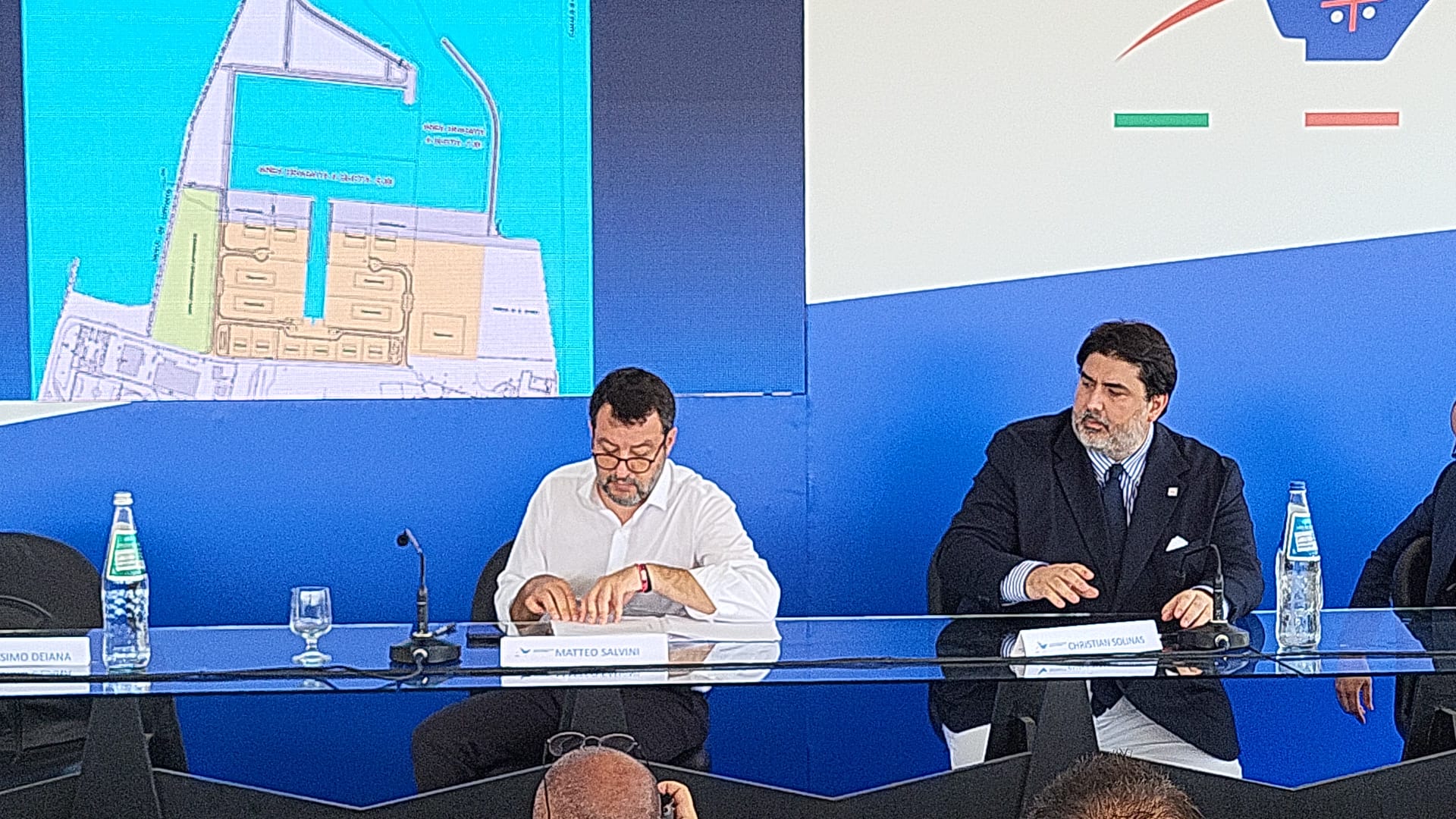 Salvini promuove Solinas ma non lo ricandida: “Il prossimo presidente? Decideranno i sardi”