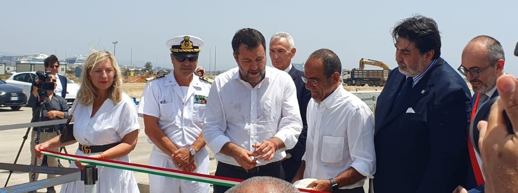 Salvini a Cagliari per il nuovo distretto della nautica al porto canale: “Centinaia di posti di lavoro in arrivo in città”