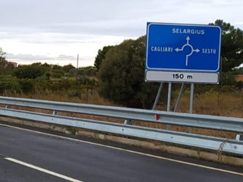 Feriti e vittime per i guardrail maledetti a Quartu, la promessa: “Test per mettere il primo a pericolosità ridotta”