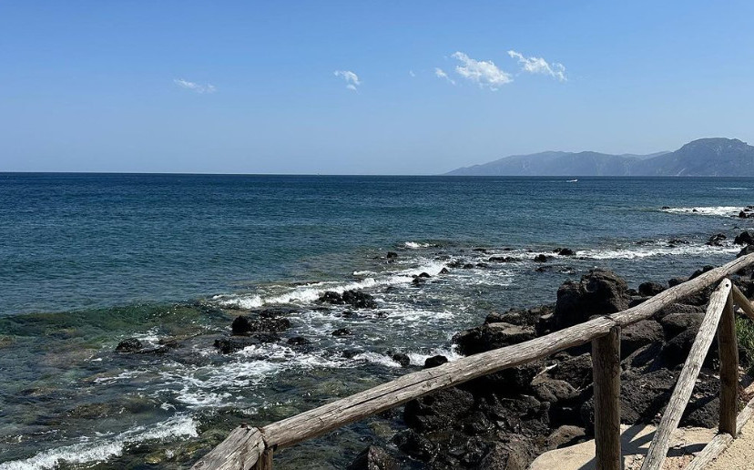 Meteo Casteddu, il vento spazza via il caldo da incubo: le massime tornano a 30 gradi