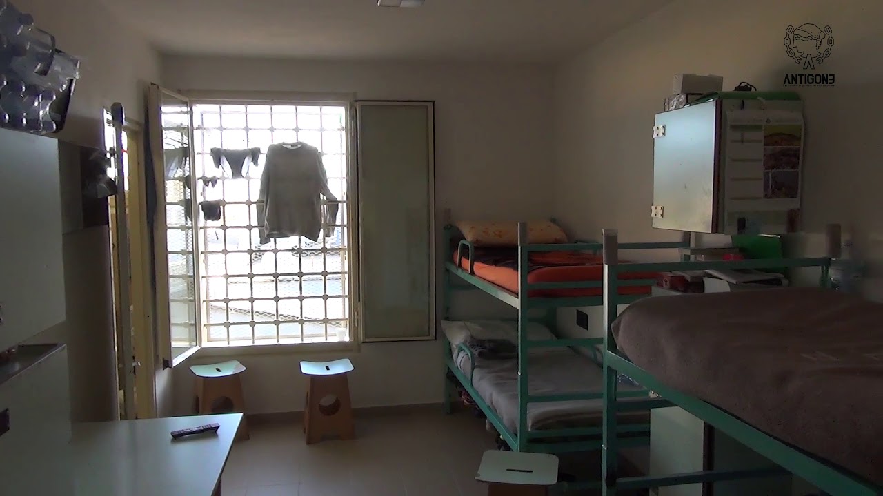 Uta, emergenza caldo in carcere: “Tettoie e più ore d’aria per i detenuti”