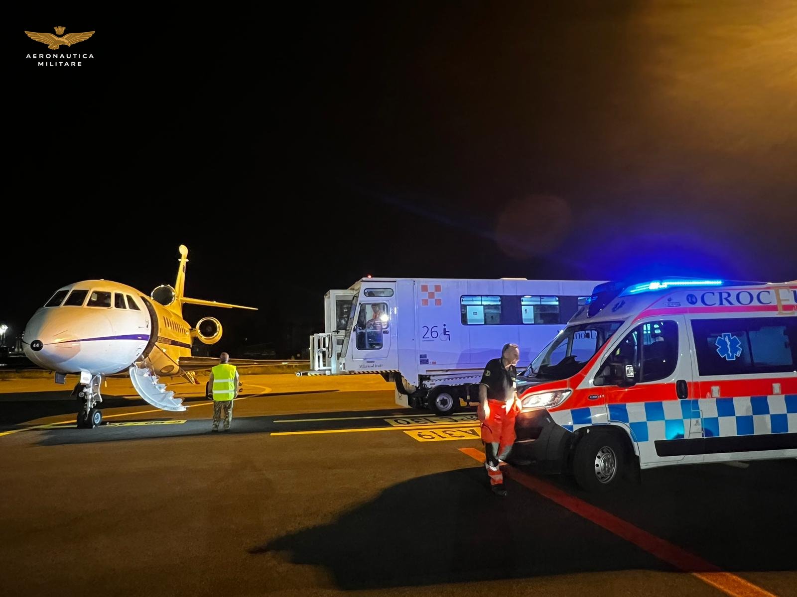 Volo salvavita da Cagliari a Milano per una neonata di appena due giorni 