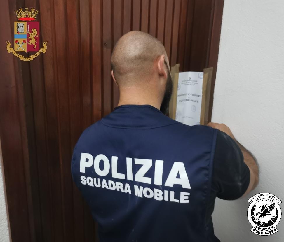 Prostitute cinesi a Cagliari, sequestrata una casa d’appuntamenti: denunciata una 57enne