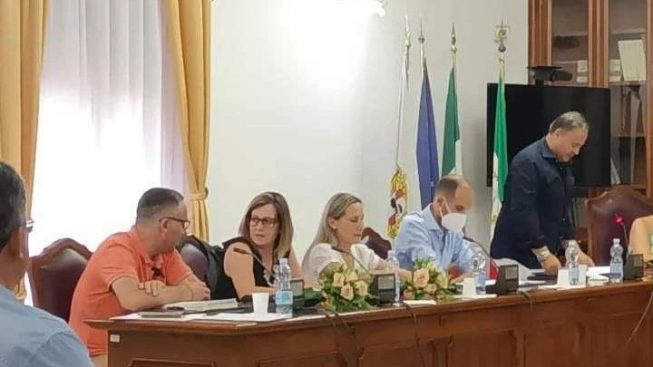 Quartucciu, l’assurda storia di Nina Mulas: maxitassa sul terreno per coltivare patate