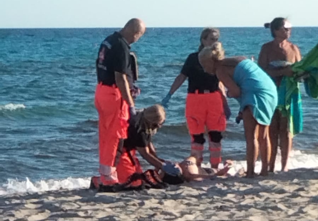 Quartu, ha un malore durante il bagno: soccorritrici si tuffano vestite e salvano una 26enne