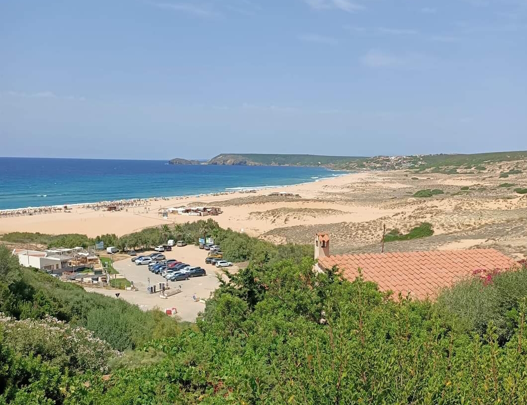 Festeggia il Ferragosto in spiaggia ma beve troppo, 21enne di Pabillonis in coma etilico finisce al Brotzu