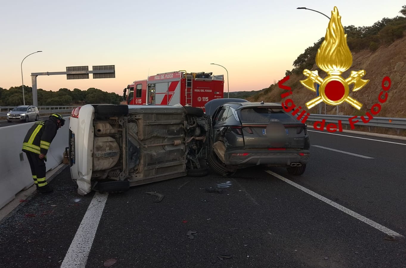 Carambola fra tre auto in Sardegna, 5 persone in ospedale anche un minorenne