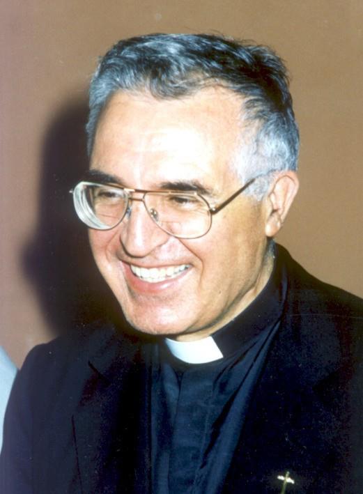 Cagliari in lacrime, addio a don Dino Pittau: “In paradiso non gli mancherà il lavoro”