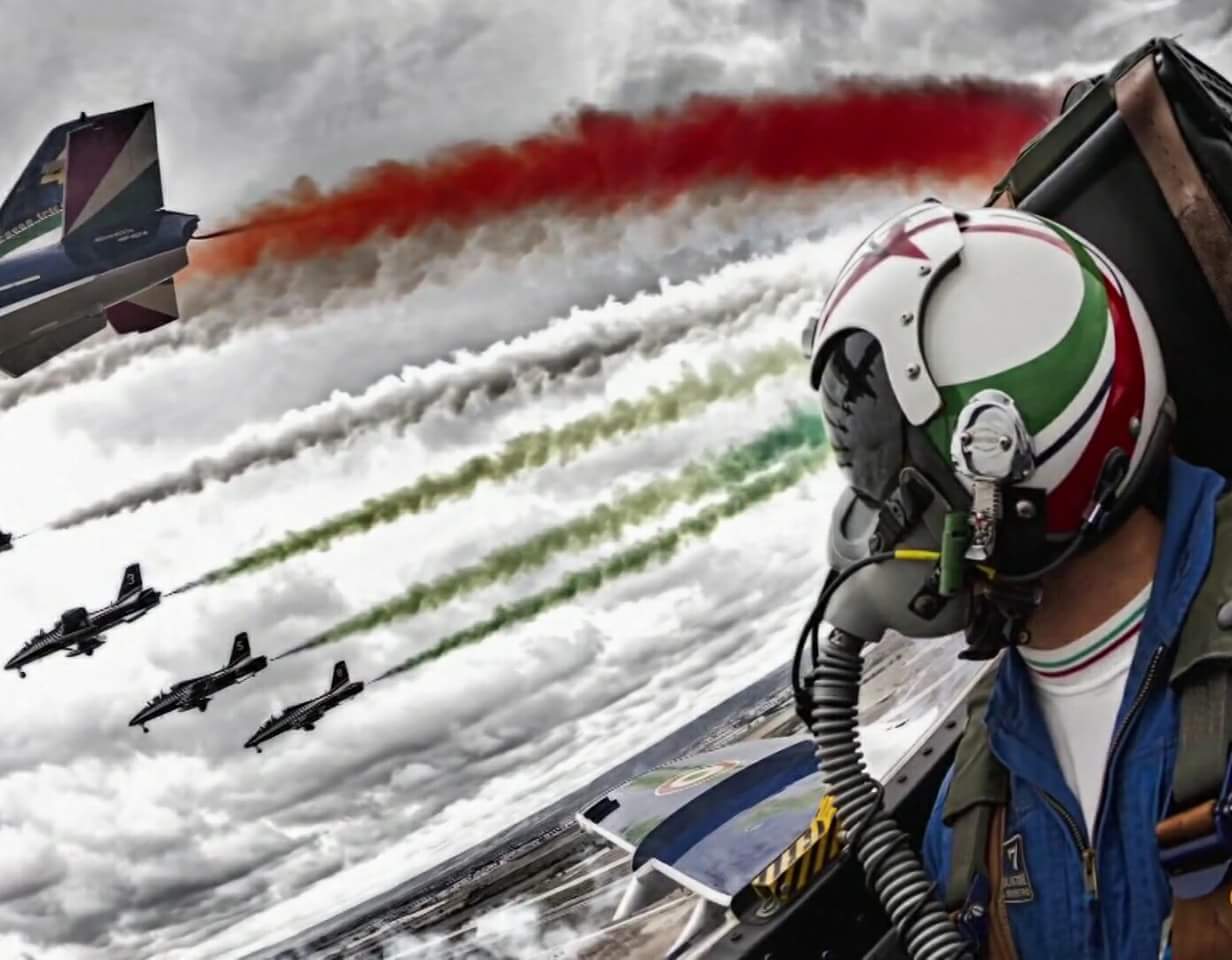 Al Poetto ci sono le Frecce Tricolori, lungomare blindato: sabato e domenica raffica di divieti