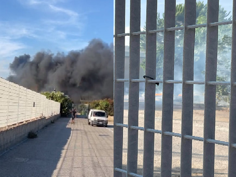 Cagliari, piromani scatenati a Terramaini: “Fuoco dietro il campo di football, tragedia sfiorata”