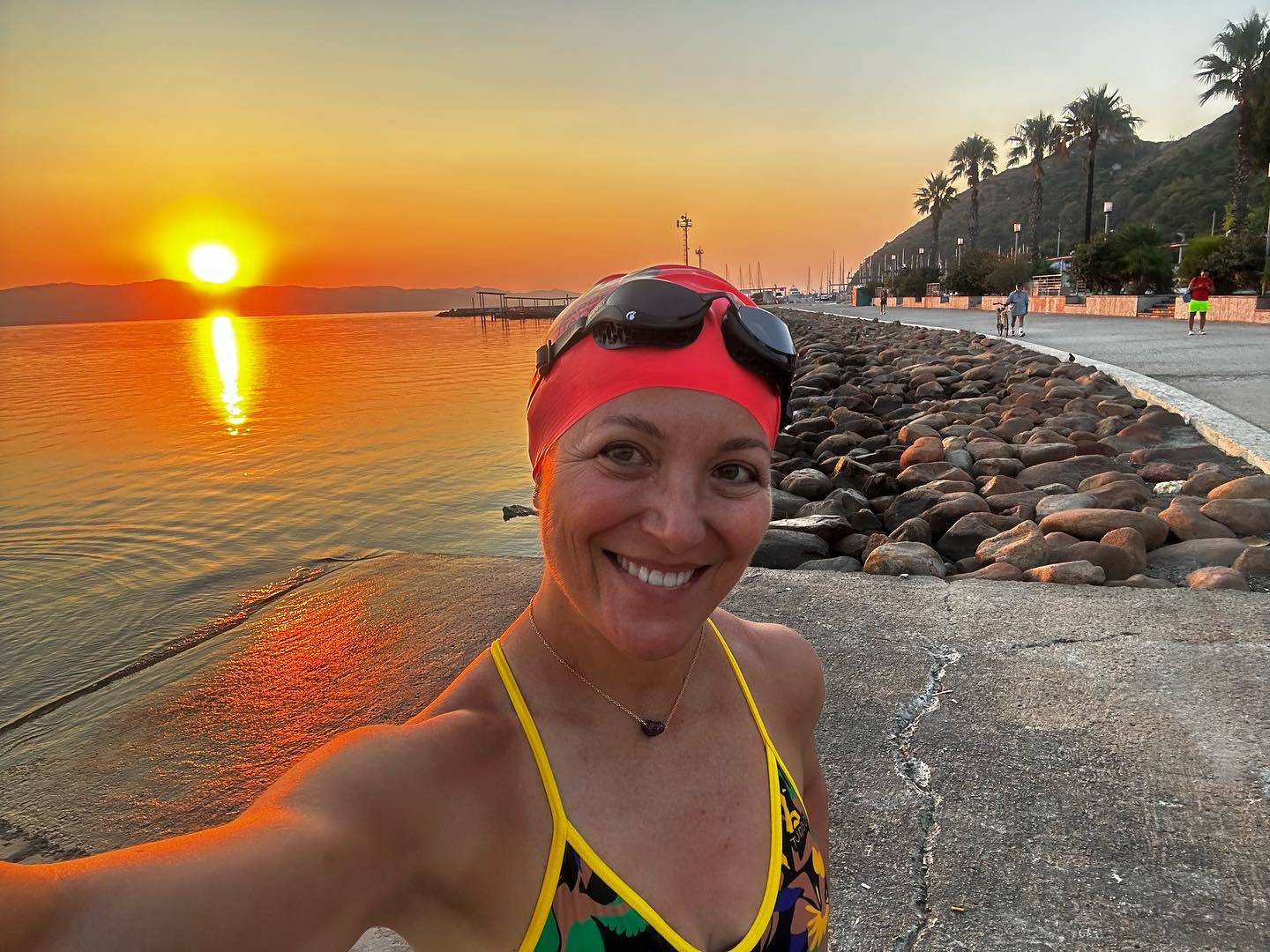 Cagliari, sport e disagi a Marina Piccola: “Noi donne costrette a fare la doccia nel bagno degli uomini”