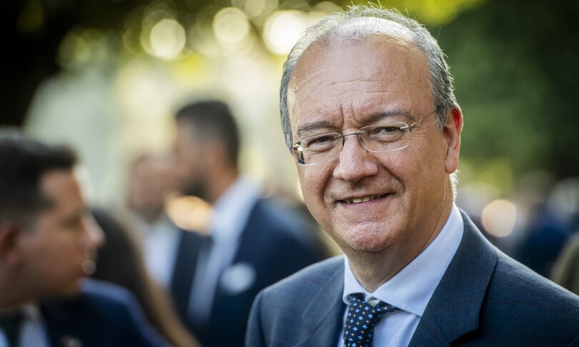 Scuola, Valditara: “Per gli studenti sospesi obbligo di volontariato tra Caritas e case di riposo”