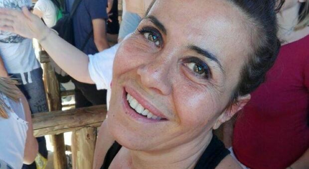 Infermiera uccisa a coltellate, ennesimo femminicidio in Italia: Rossella Nappini aveva 52 anni