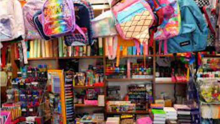 A Quartu Sant’Elena una raccolta di materiale scolastico da donare alle famiglie in difficoltà