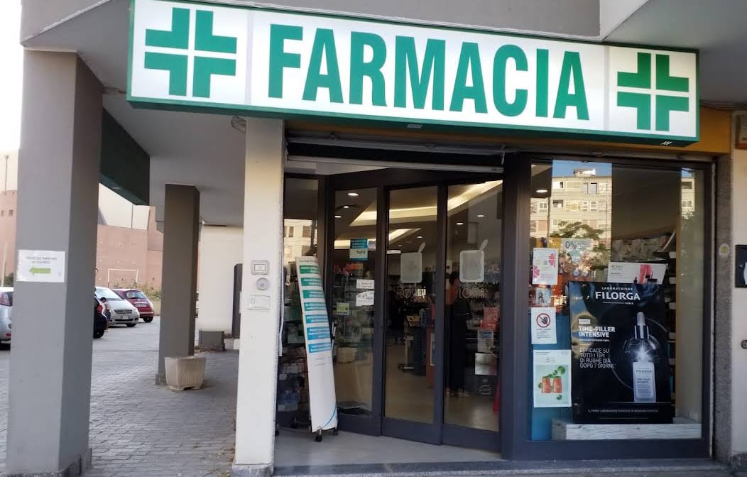Quartu, ruba 300 euro di prodotti da banco in una farmacia: denunciato un pregiudicato