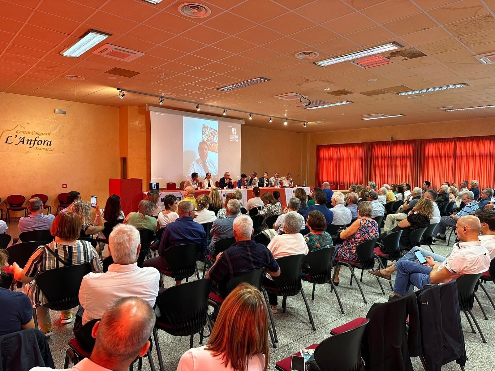 Regionali, a Tramatza in 150 per lanciare Alessandra Todde: “Pronti a rilanciare la Sardegna”