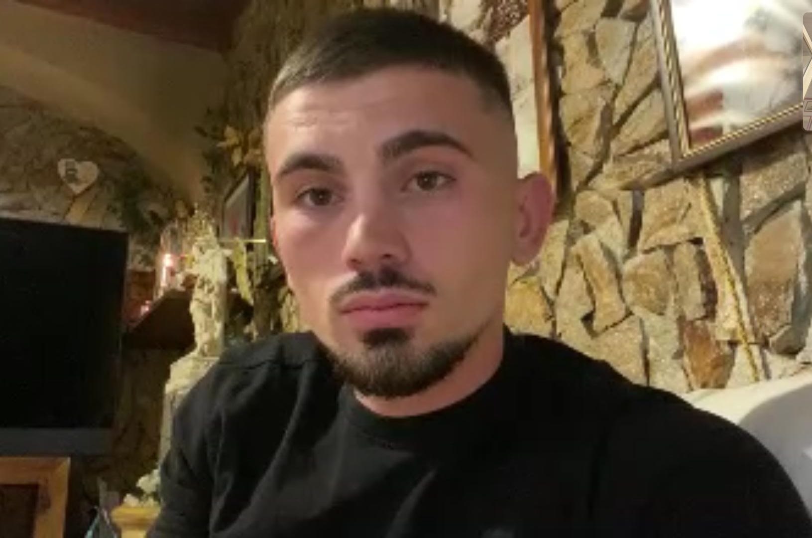 Ventiduenne vittima della folle “lotteria dei posti” Ryanair a Elmas: “Addio volo nonostante il biglietto”