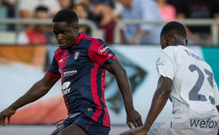 Cagliari-Milan 1-3, rossoblù ultimi in classifica: ancora disastro Radunovic