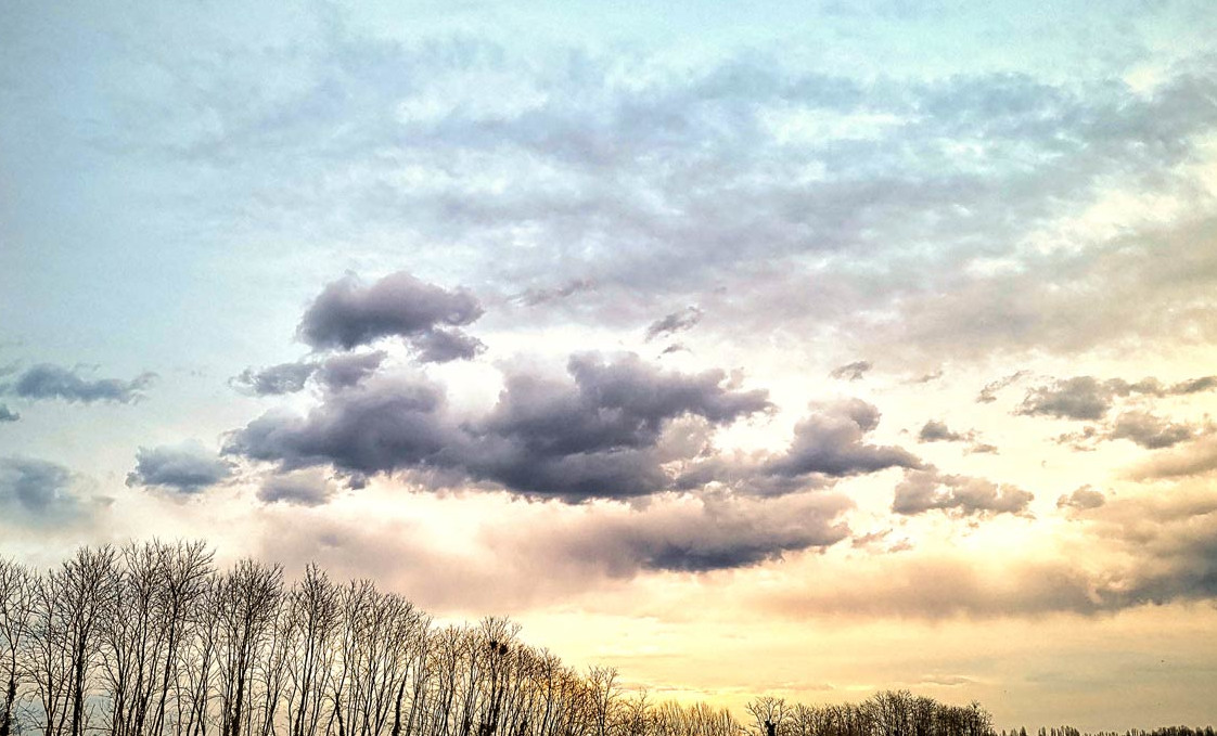 Meteo Casteddu, poche nuvole e pioggia non spazzano via il caldo: picchi di 32 gradi sulla Sardegna