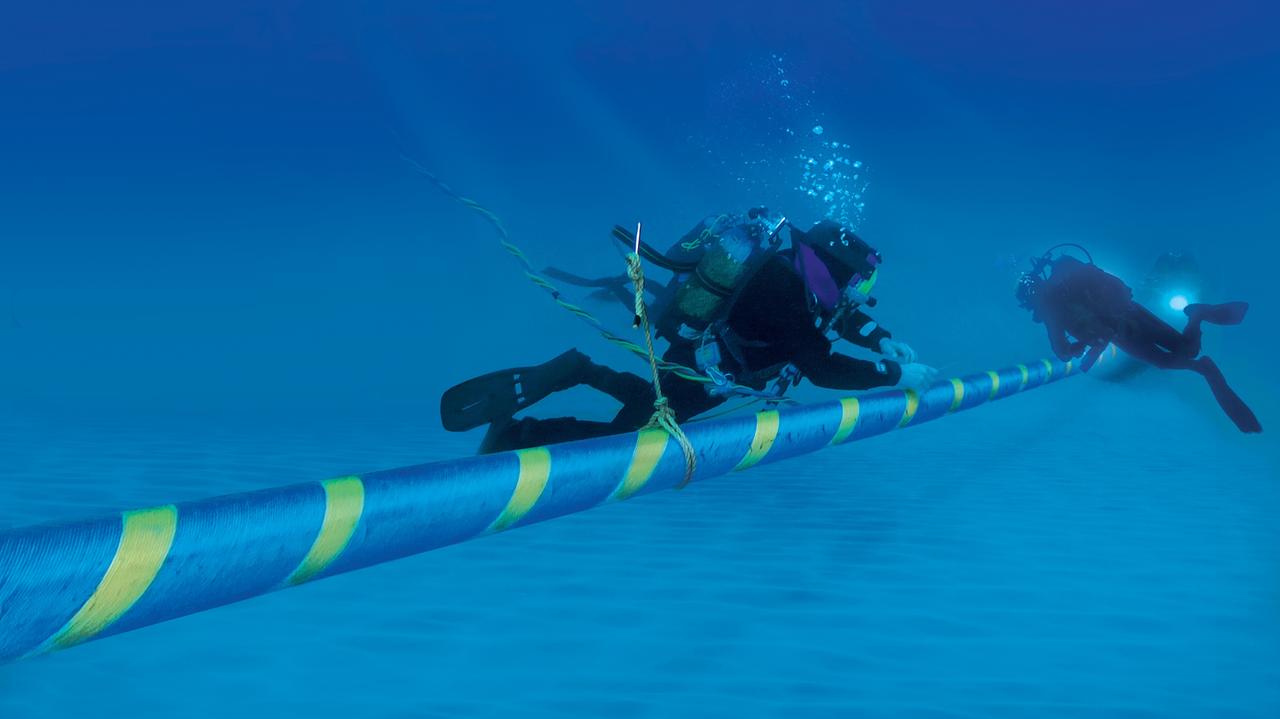 Svolta definitiva per la Sardegna, ok da Roma al mega elettrodotto sottomarino del Tyrrhenian Link