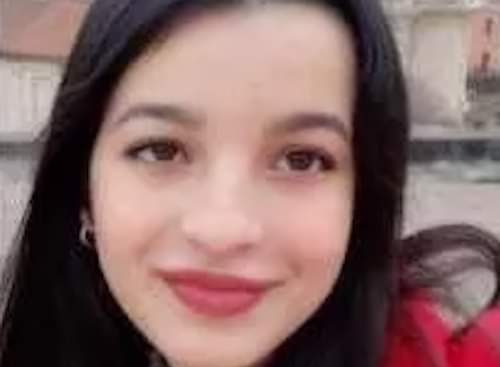 Morte di Nicoletta Manconi a Cagliari, l’ipotesi: deceduta dopo aver mangiato un salame tossico