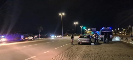 Cagliari, controlli della polizia nel lungomare e in viale Marconi: ritirate 7 patenti