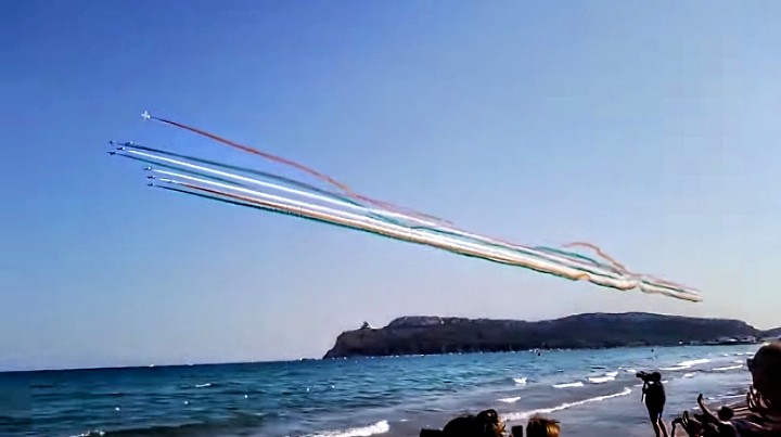Cagliari, si alzerà nuovamente in cielo la Pattuglia Acrobatica Nazionale