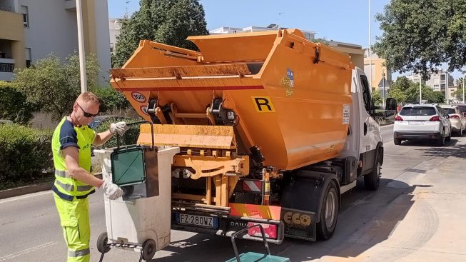 Quartu, guerra tra De Vizia e Comune: “Dateci un milione e mezzo in più per gasolio e corrente”