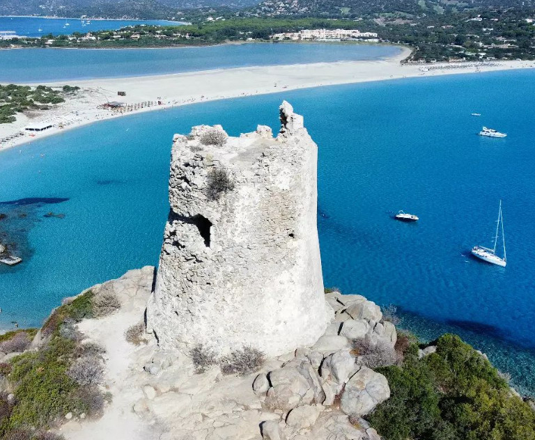 Meteo Casteddu, più di 30 gradi sulla Sardegna: nuovo weekend estivo fuori stagione