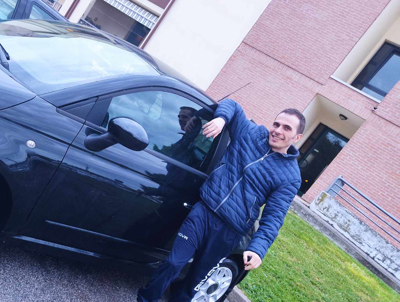 Meana Sardo, raccolta fondi sul web per Fabio Demuru: “Ha bisogno di un’auto speciale, aiutiamolo”