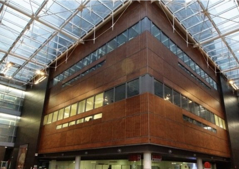 Ventisettenne accusata di aver ucciso due figli neonati