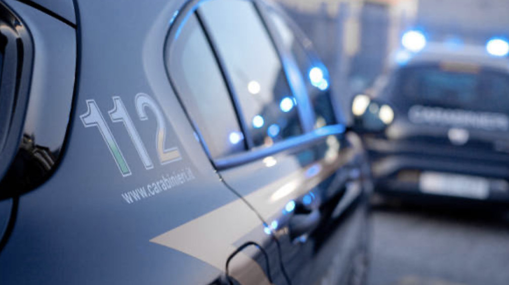 Un uomo uccide la moglie a colpi di mazza da baseball: arrestato