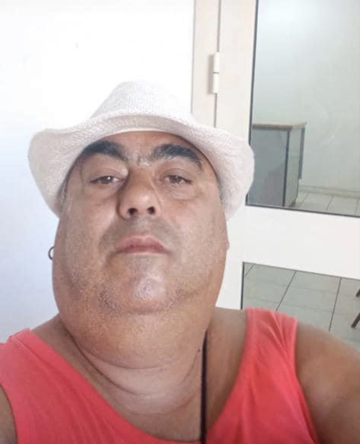 Cagliari, i figli con i fratelli e le sorelle piangono l’improvvisa scomparsa di Ignazio Benossa