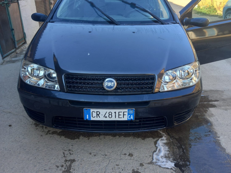 Ladri d’auto scatenati: “La mia Fiat rubata a Pirri, non posso più andare a lavorare”