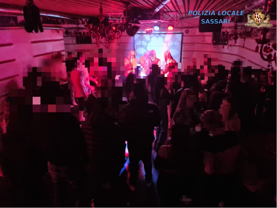 Scoperta una discoteca abusiva a Sassari, la Polizia locale blocca la pericolosa attività