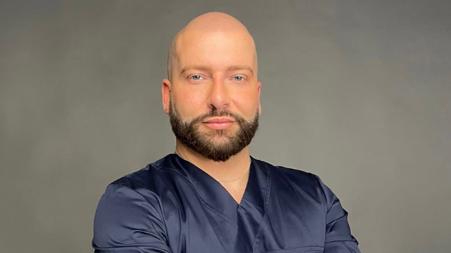 Viso più fresco e labbra rimodellate: la medicina estetica è anche per gli uomini