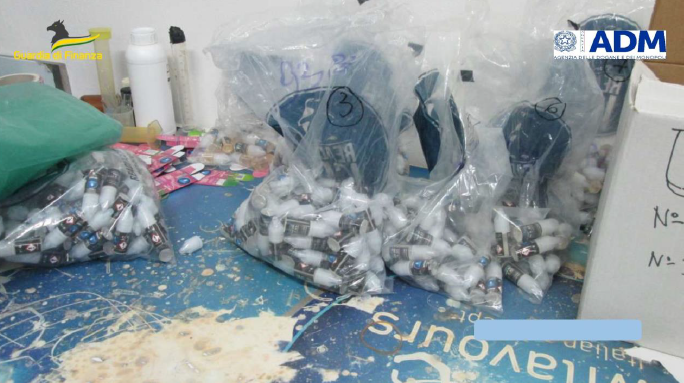 Alghero, sequestrati oltre 900 kg di liquido da inalazione per sigarette elettroniche