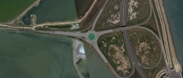 Cede l’asfalto sulla 195 in direzione Cagliari, automobilisti in allarme