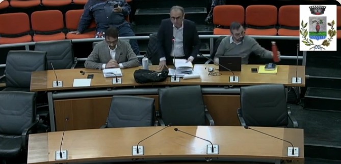 Assemini, il consiglio comunale si spacca sul Dup