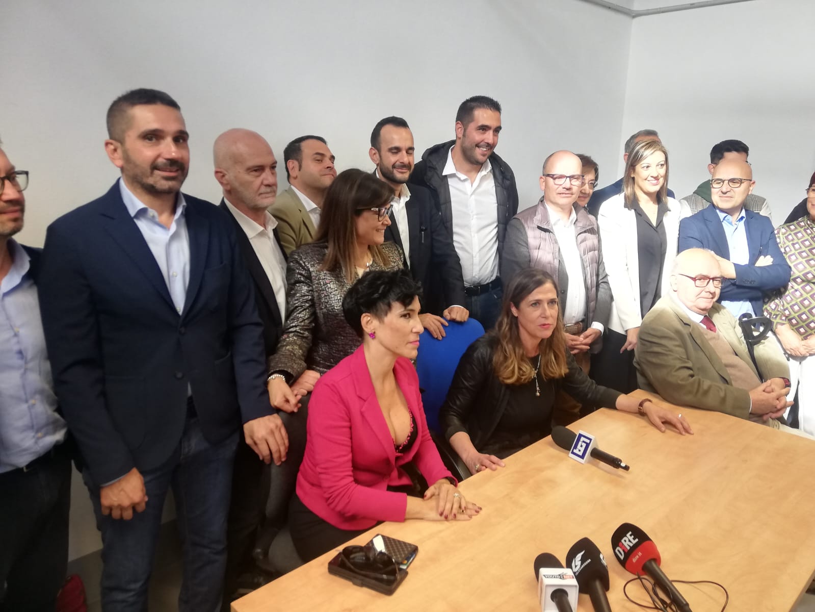 Alessandra Todde, l’esordio col campo largo ristretto: “Chiamerò Renato Soru, non possiamo fare regali al centrodestra”