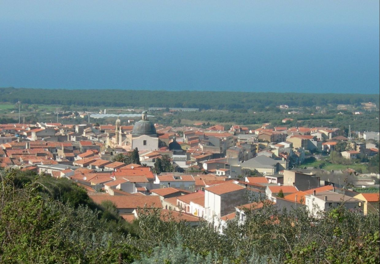 Muore carbonizzato a 77 anni nell’incendio della sua abitazione, tragedia a Sorso