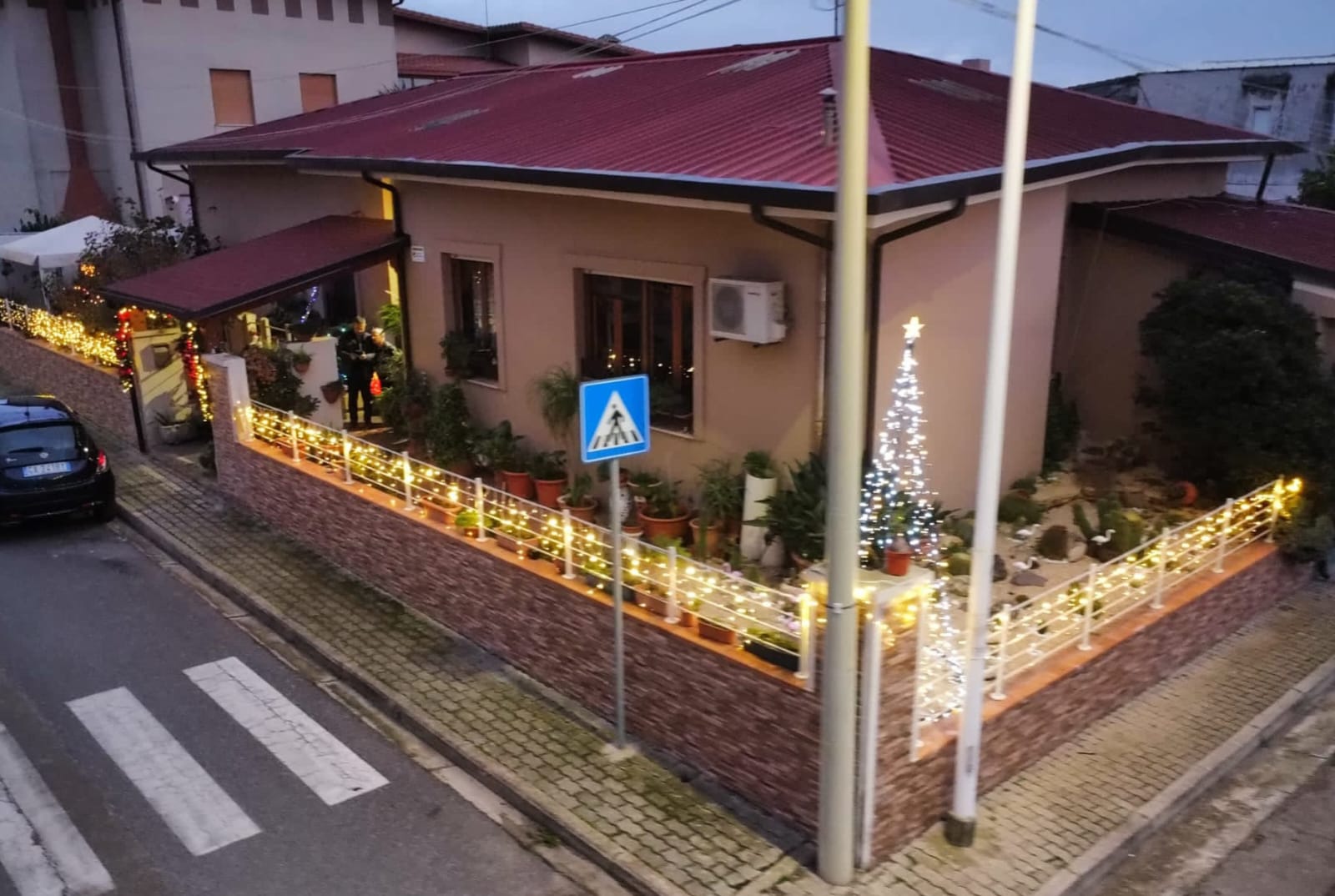 Concorso “Le migliori luminarie in Sardegna 2023”: casa Locci-Carreras a Monastir