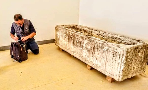 Serramanna, i lavori di restauro dell’antico sarcofago saranno visibili al pubblico