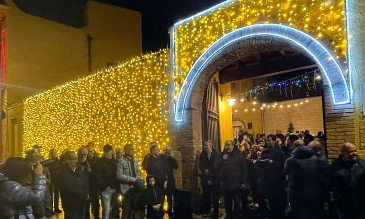 Capoterra, inaugurato il Presepe vivente e oscurata la via Gramsci