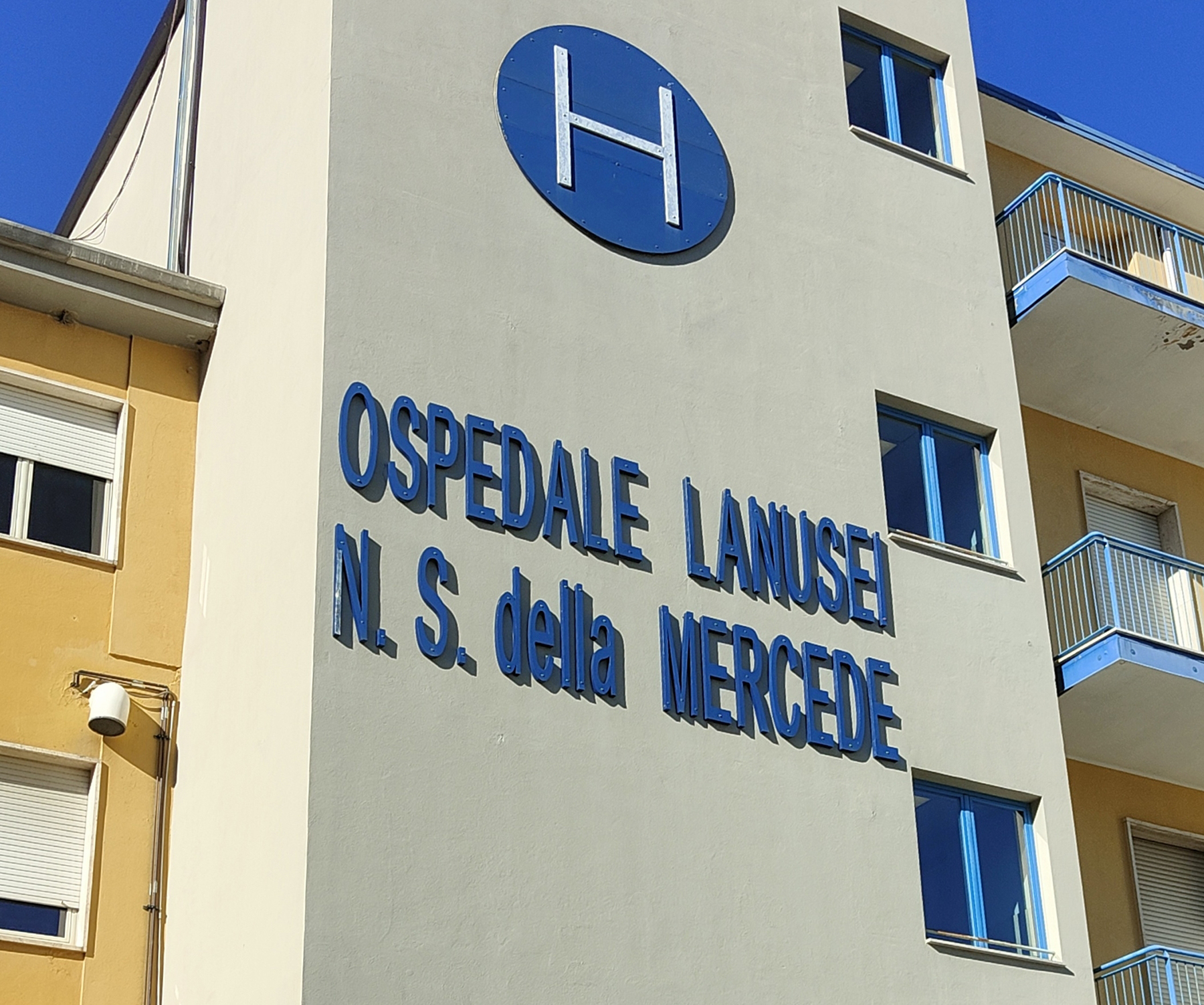 Muore a Lanusei, la famiglia dice sì alla donazione degli organi: “Una vita salvata a Cagliari”