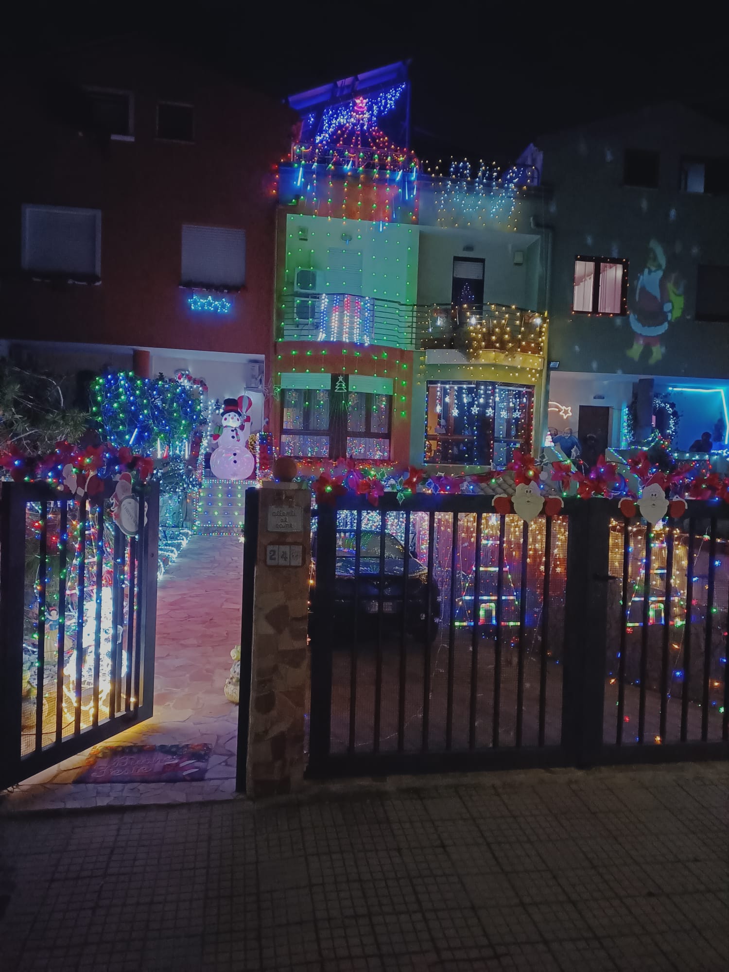 Concorso “Le migliori luminarie in Sardegna 2023”: casa Caddeo a Quartucciu