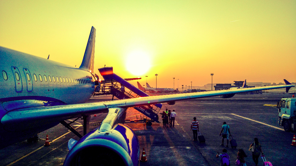 Tempo scaduto per i miracoli, Sardegna proibita a Natale: “Sino a 600 euro per arrivare a Cagliari”