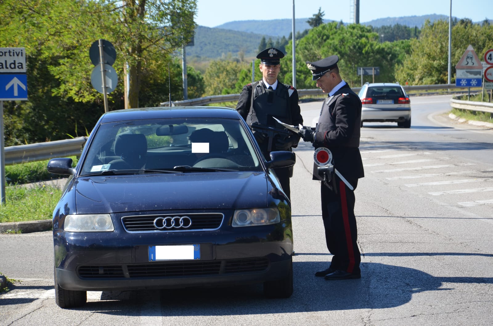 Maracalagonis, marijuana e bilancino in casa: denunciato uno studente pusher di 19 anni