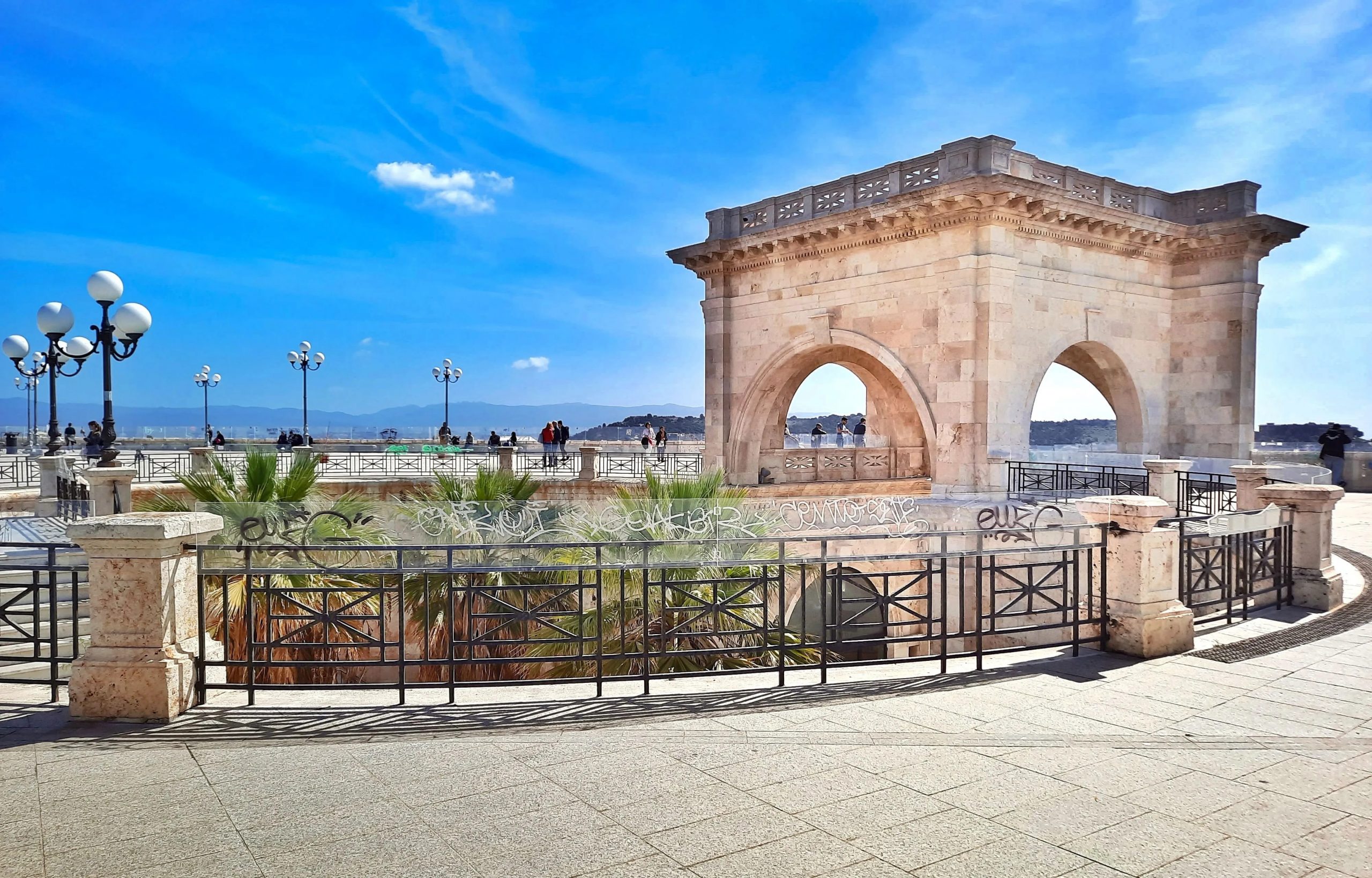 Meteo Casteddu, poche nuvole e sole sulla Sardegna alla vigilia del ponte dell’Immacolata