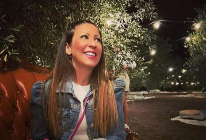 Ha un malore improvviso al volante, guardia giurata di Ozieri muore a 43 anni: addio a Giovanna Arcadu